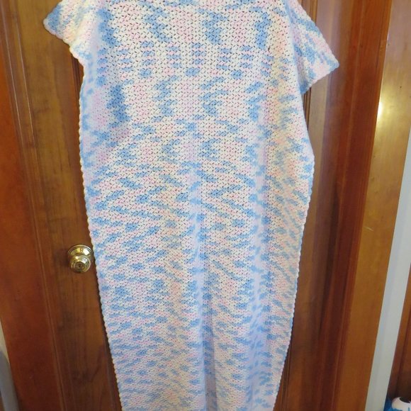 Handmade Crocheted Afgan / Throw / Blanket - Picture 1 of 7